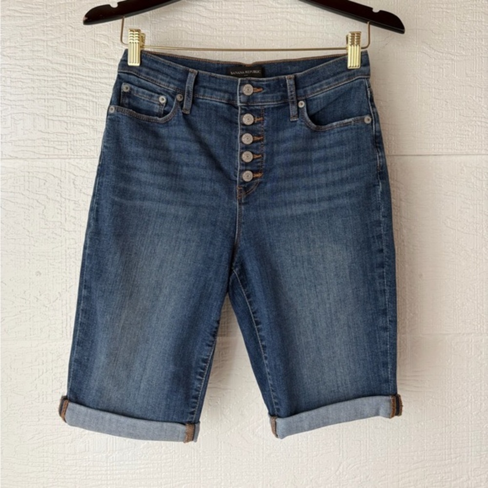 Banana Republic Button Fly Bermuda Denim Shorts Size 26